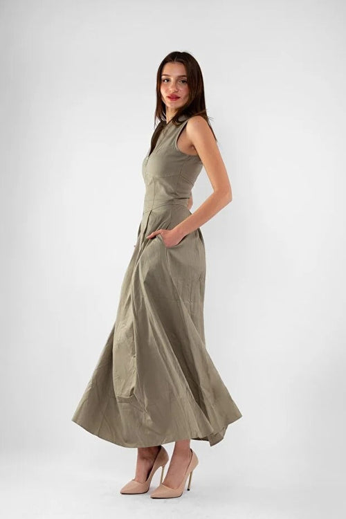 Sleeveless long dress for women elegant